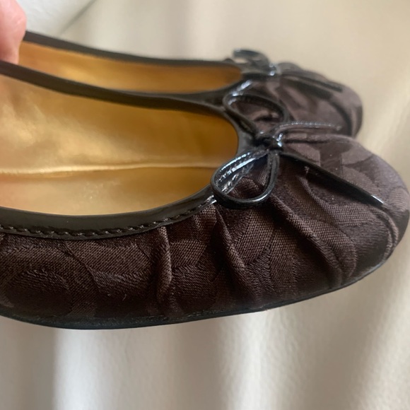COACH Brown Flats Size 8.5 B. Leather sole.Coach Logo on the side of heel. - Picture 2 of 12
